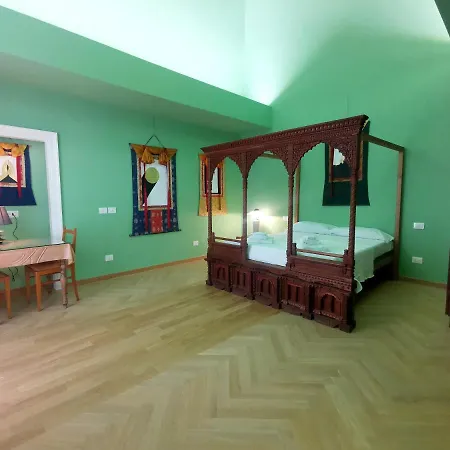 Apartment Speciale Tarshito